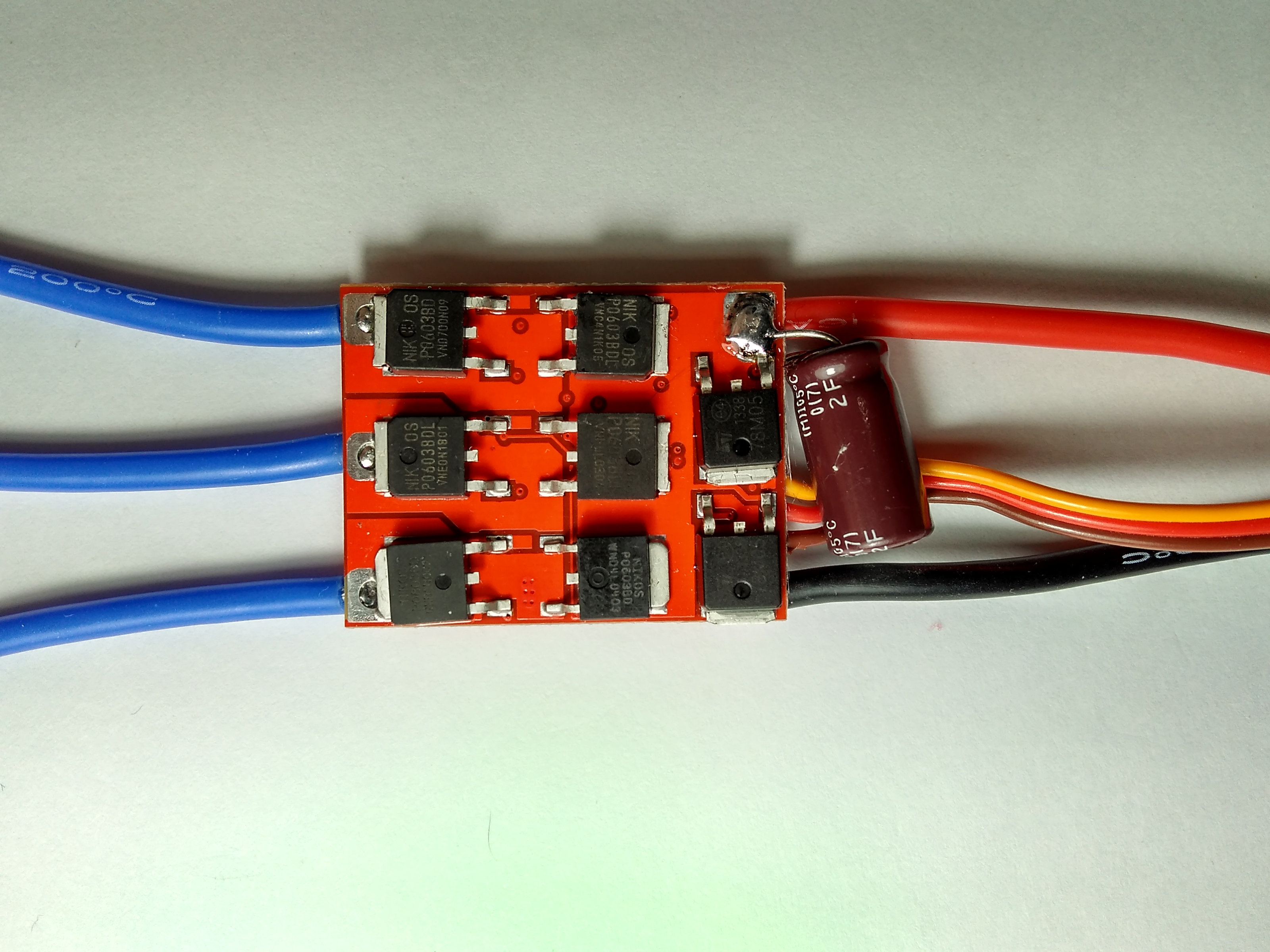 Front of XXD HW30A 30A ESC