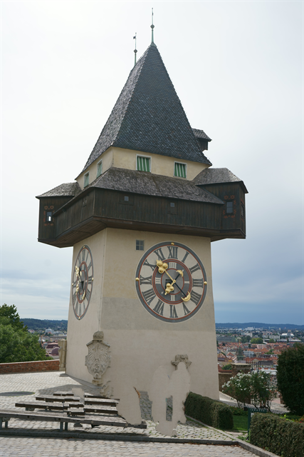 schlossberg_tower_res