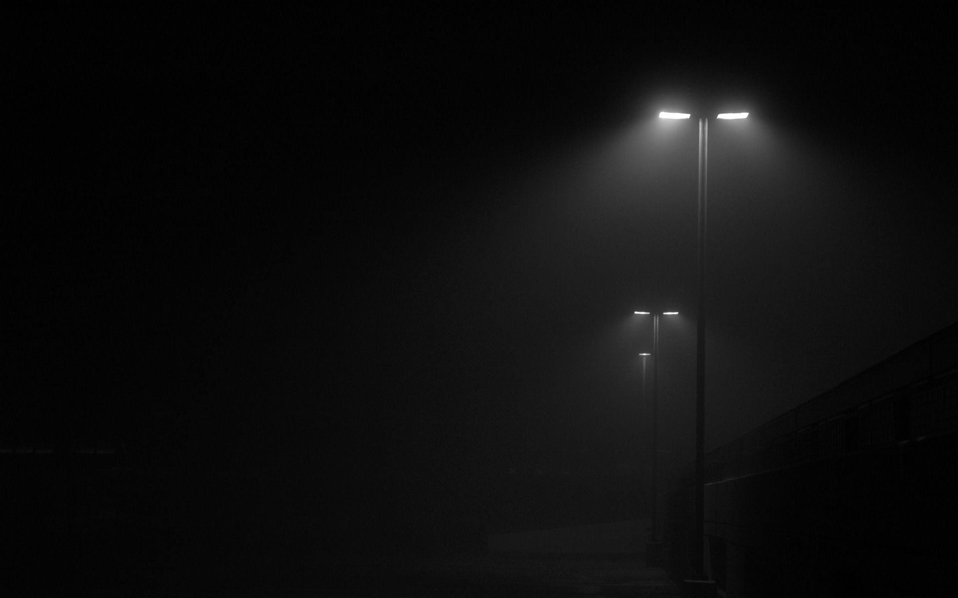 a_street_lights_at_night_01