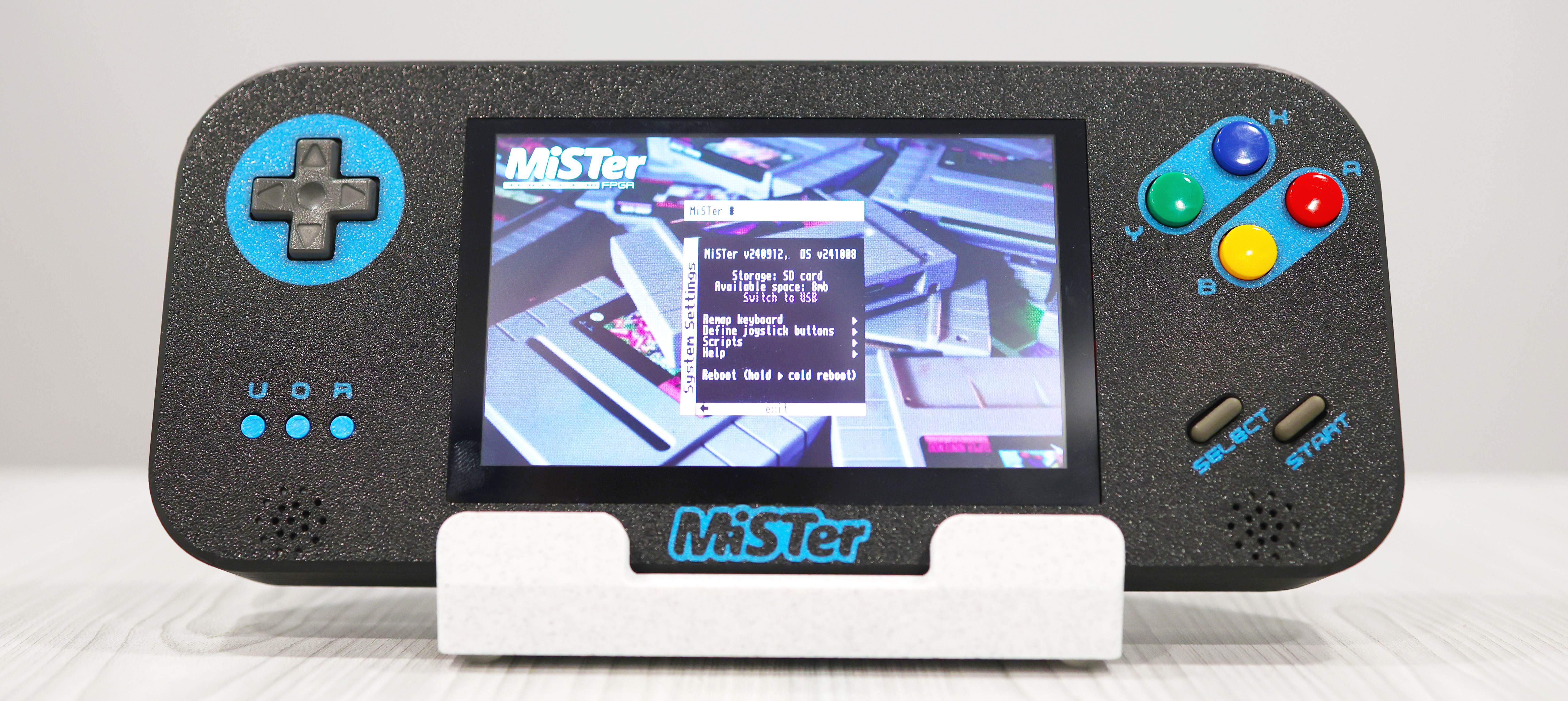 DIY MiSTer Handheld Model 01